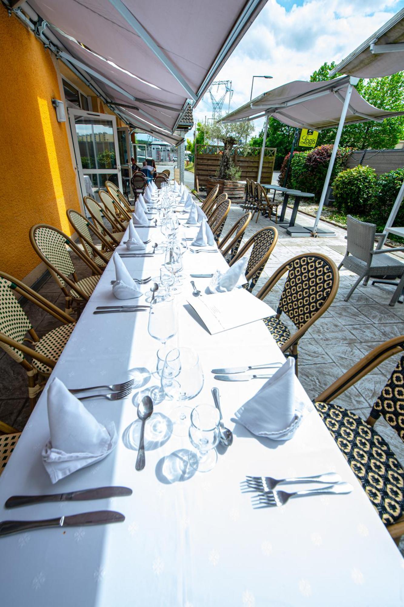 Logis Hotel - Le Relais Du Parisis Villeparisis Εξωτερικό φωτογραφία